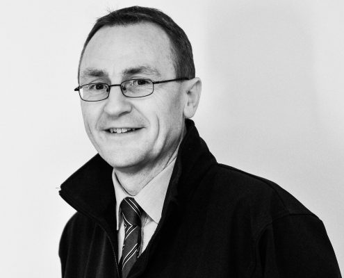 Nik Barrett